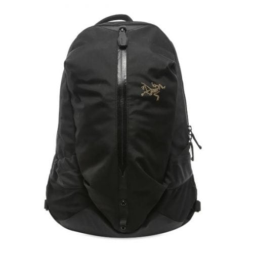 Arc'teryx Arro 16 Backpack in Black : Arcteryx Rucksack UK at SEIKK